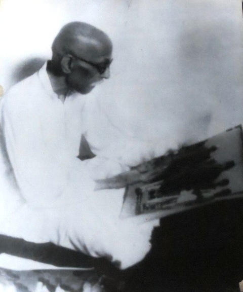 Image 4